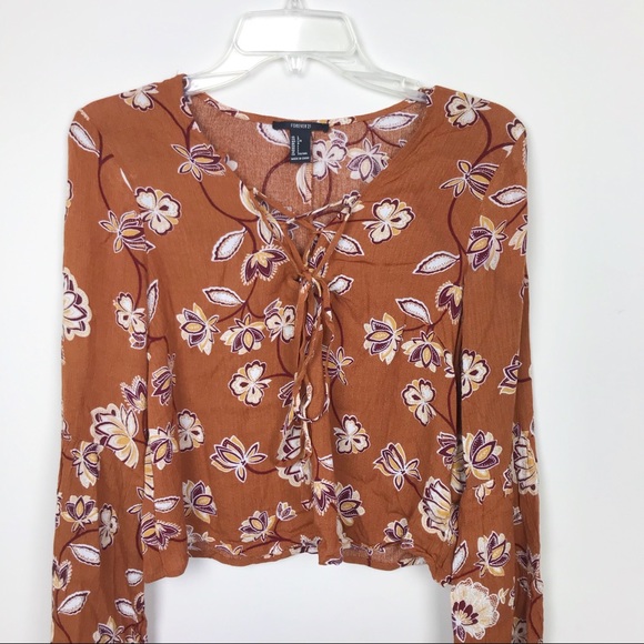 Burnt orange bell sleeve blouse - Picture 2 of 8